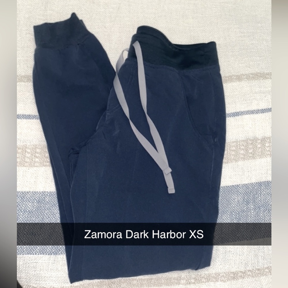 Figs Zamora Dark Harbor